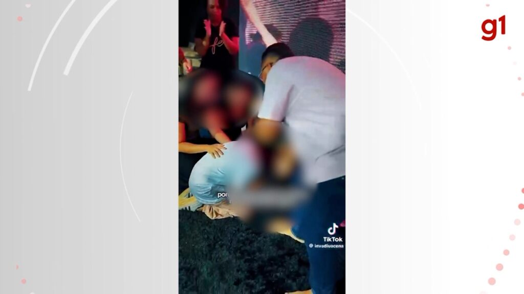 Pastor é denunciado ao MP após vídeo ‘orando’ por menina de 13 anos em culto: ‘Vai casar com homem, vai ter filhos’