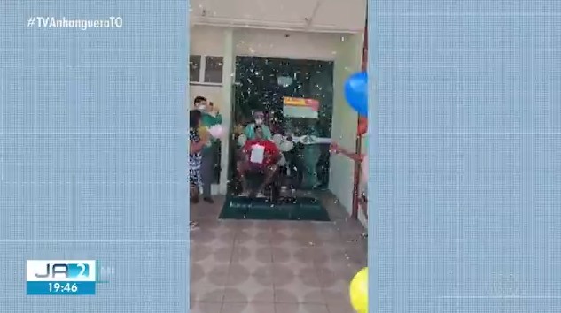 Sobrevivente de explosão em galpão de soja com dois mortos deixa hospital após mais de dois meses internado